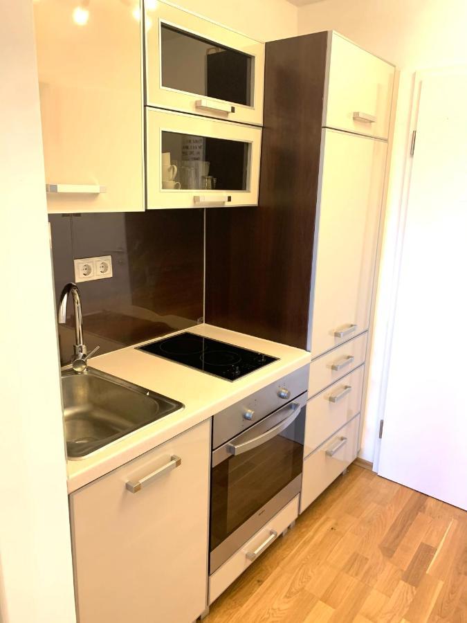 Cozy Flat , Near University , Wifi&Free Parking Regensburg Exterior photo
